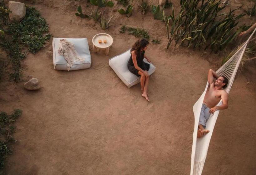 جناح, Paradero Todos Santos   Exclusive Experiences Included