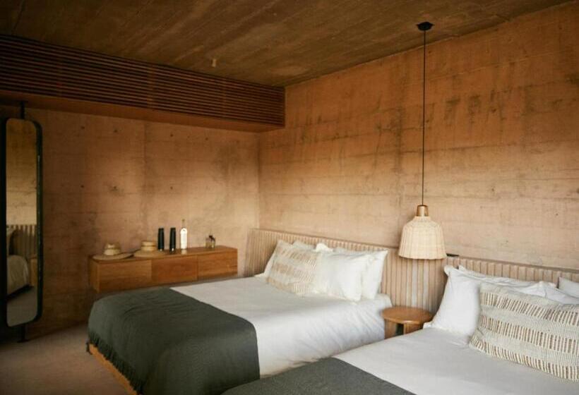 جناح, Paradero Todos Santos   Exclusive Experiences Included