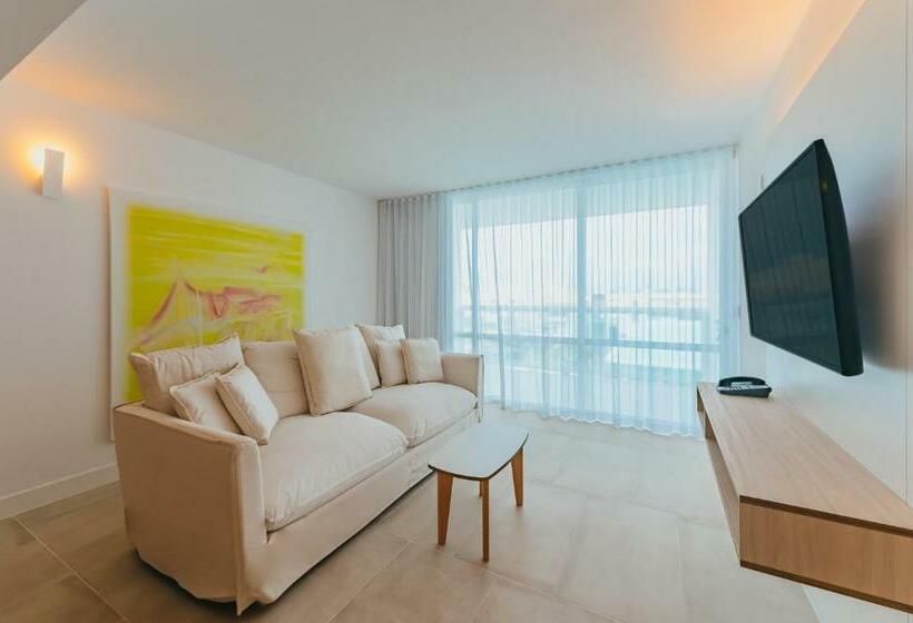 سوئیت با تخت بزرگ, Radisson Blu Aruba