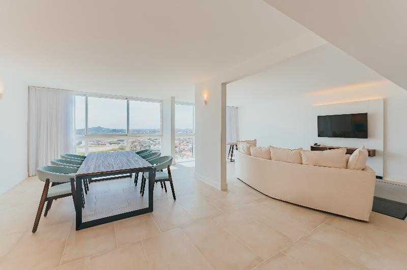 3 Bedroom Suite, Radisson Blu Aruba