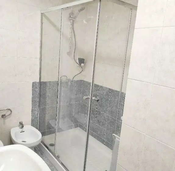 اتاق استاندارد با سرویس بهداشتی مشترک, H Los Rafaeles