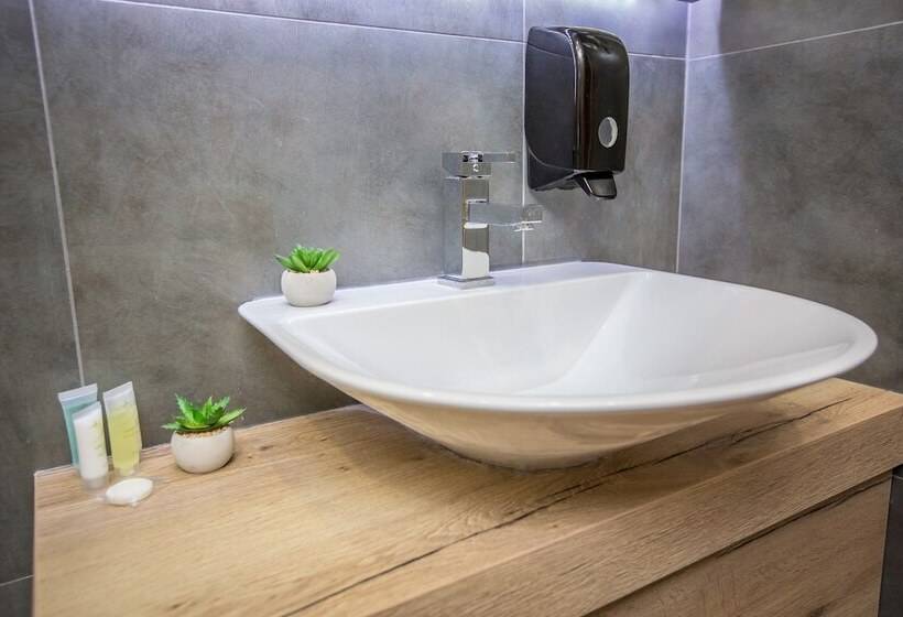 سوییت, Srebrna Planina Spa & Resort