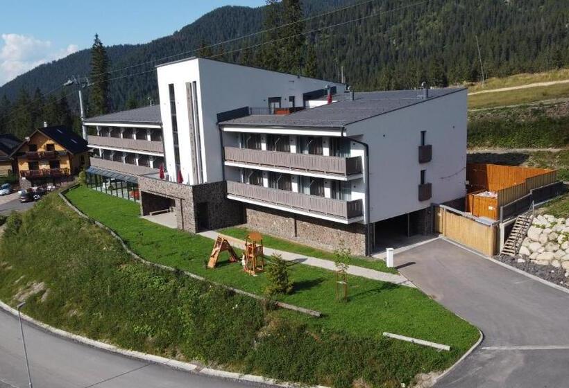 Апартаменты 1 Спальня с Балконом, Apartmány Tri Sestry   Real Ski In Ski Out