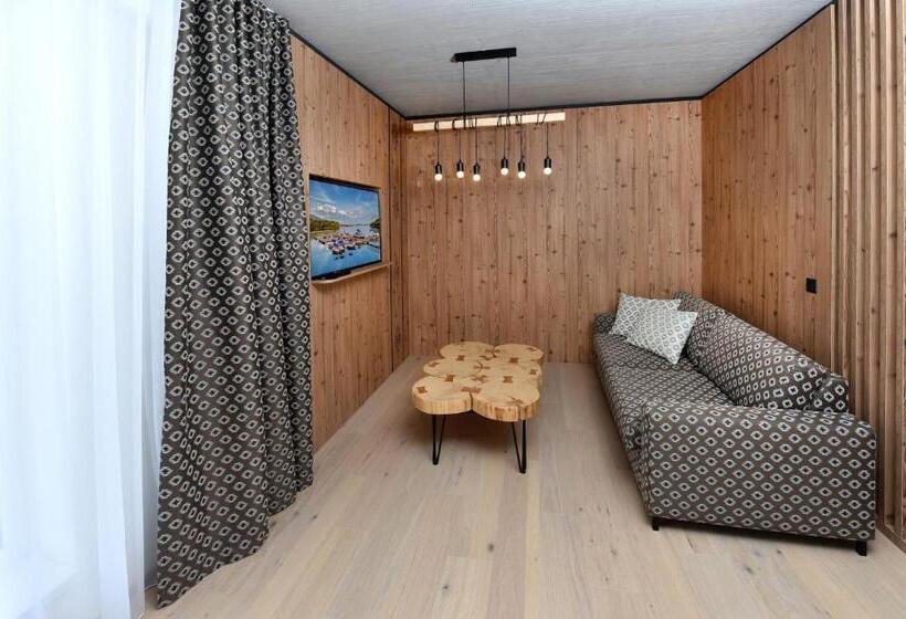 Люкс с гидромассажем, Apartmány Tri Sestry   Real Ski In Ski Out