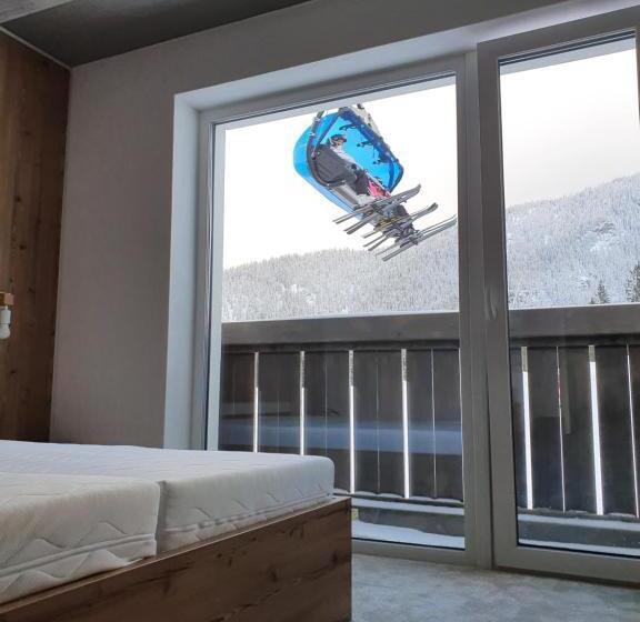 Апартаменты 1 Спальня с Балконом, Apartmány Tri Sestry   Real Ski In Ski Out