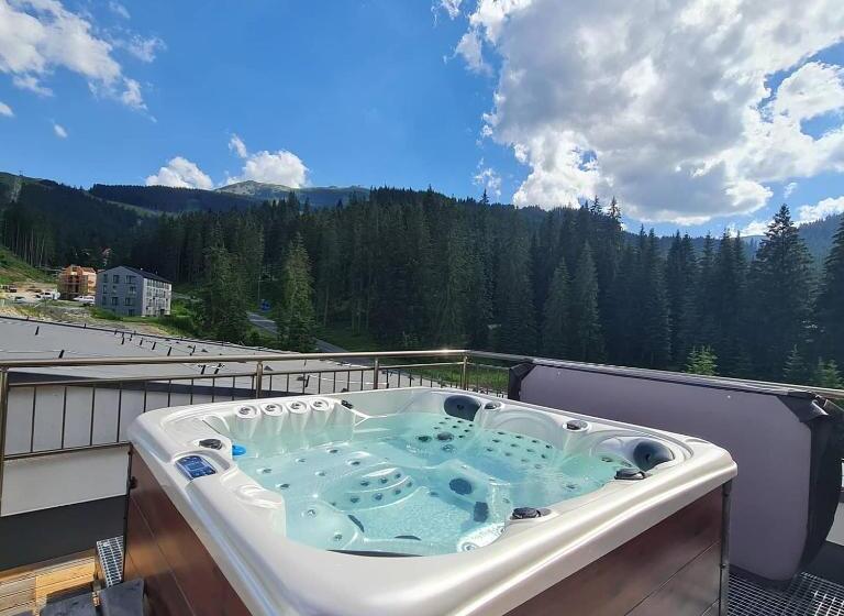 Люкс с гидромассажем, Apartmány Tri Sestry   Real Ski In Ski Out