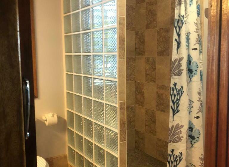 סוויטה, Colinda Cabanas