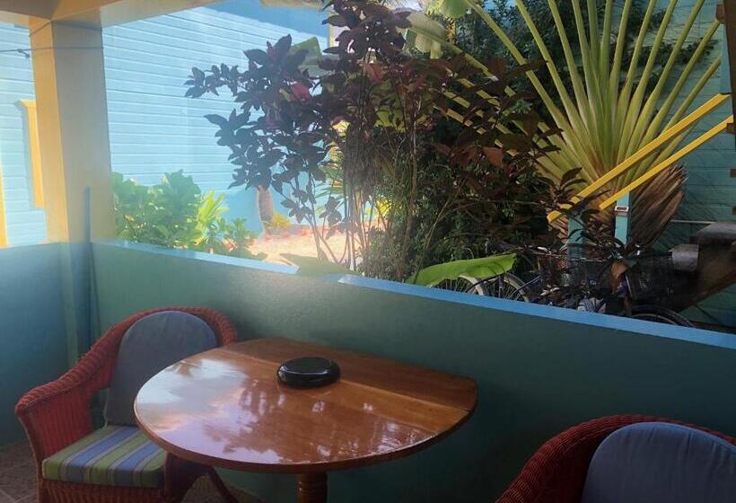 סוויטת סופריור נוף לים, Colinda Cabanas