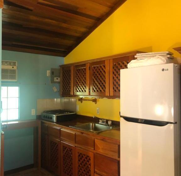 בקתה, Colinda Cabanas