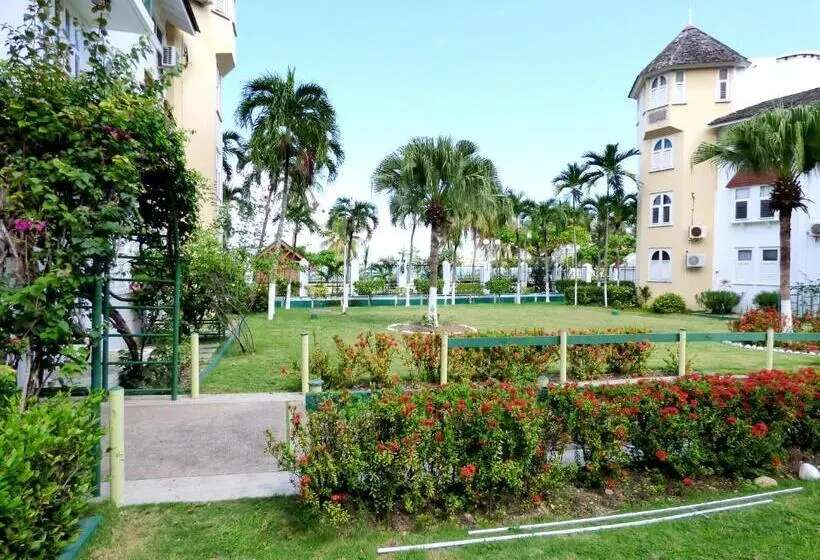 استودیوی استاندارد, Beach Studio 10