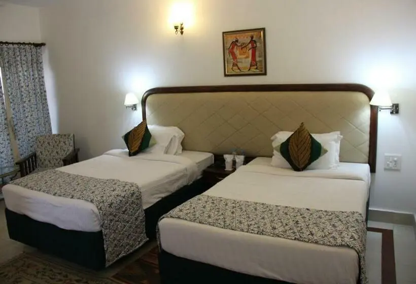 デラックスルーム, Kaziranga Golf Resort