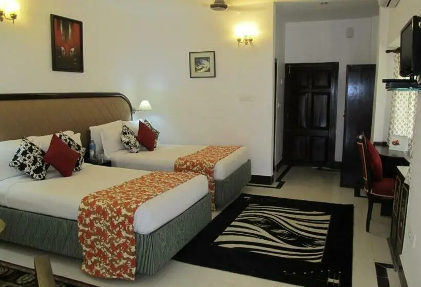 デラックスルーム, Kaziranga Golf Resort