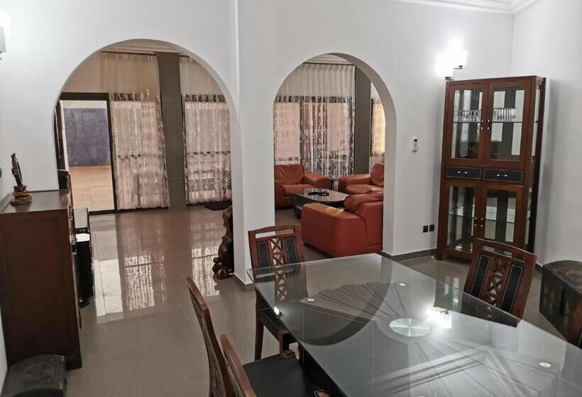 آپارتمان 1 خوابه با بالکن, Residence Galaxy Togo
