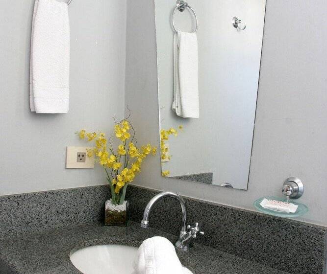 标准间, Aero Park E Estacionamento