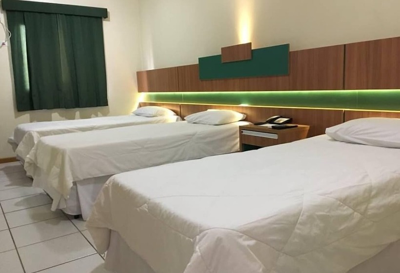 标准间, Aero Park E Estacionamento