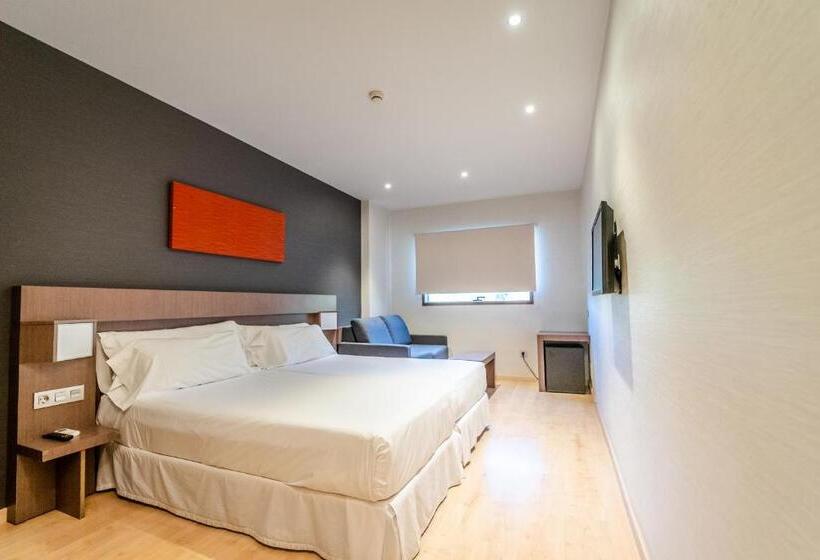 Chambre Familiale Deluxe, Granada By Pierre & Vacances