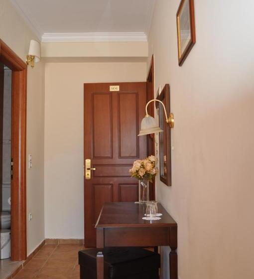 Семейный Номер, Corfu Secret