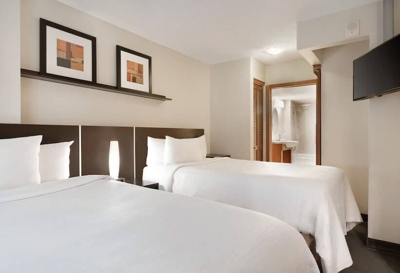 身障者適用スイートルーム, Embassy Suites Montréal By Hilton