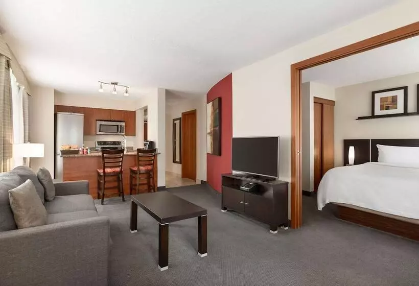 プレミアムスイート, Embassy Suites Montréal By Hilton