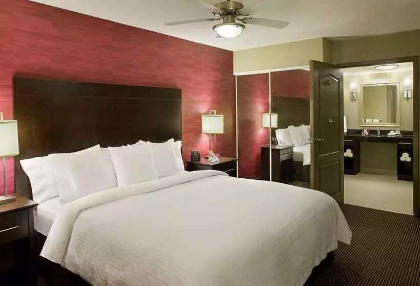 身障者適用スイートルーム, Embassy Suites Montréal By Hilton