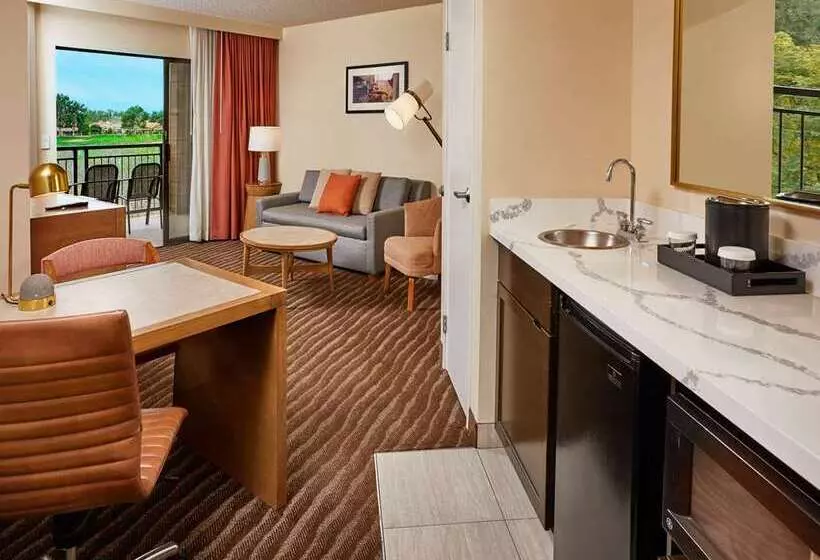 スイート, Embassy Suites Montréal By Hilton