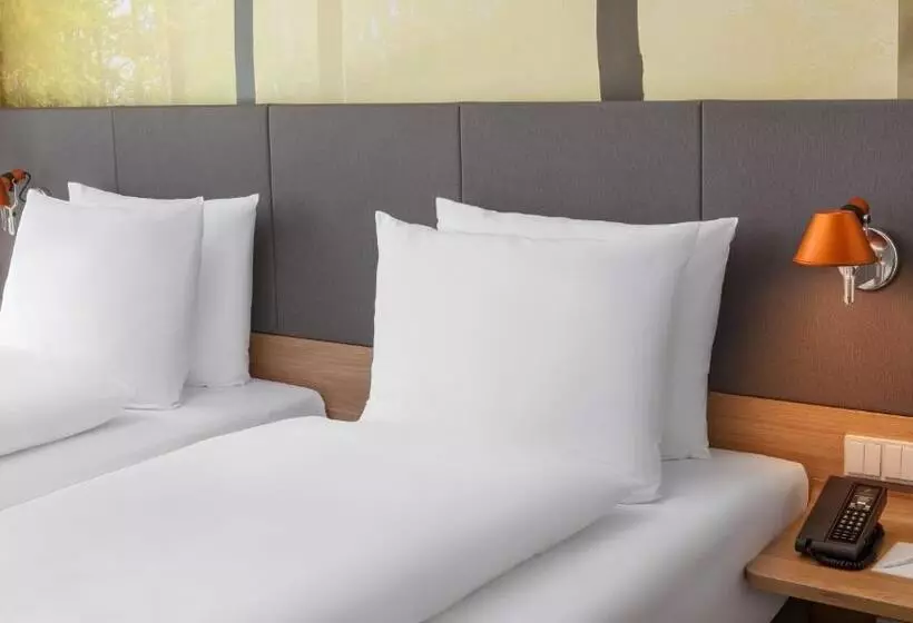 スタンダードルーム, Holiday Inn Munich   Leuchtenbergring, An Ihg