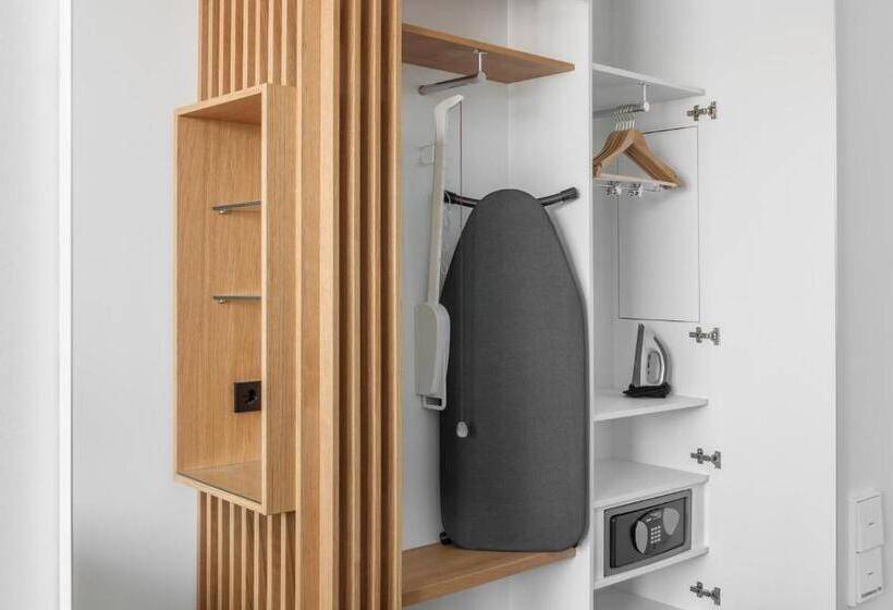 Одноместный Номер Стандарт Адаптированный для Инвалидов, Holiday Inn Munich Leuchtenbergring, An Ihg