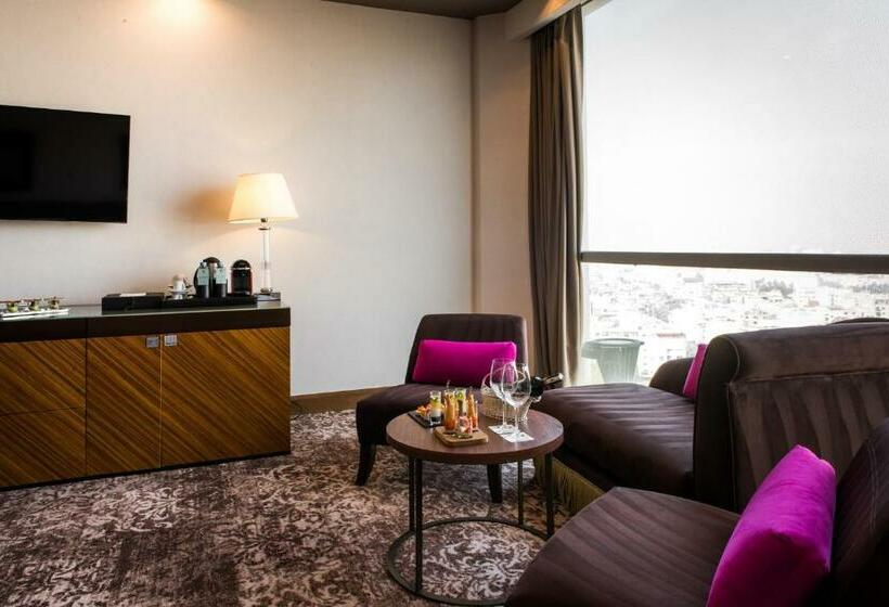 חדר סופריור, Kenzi Tower