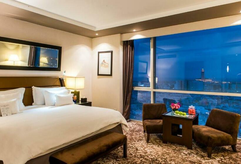 חדר דלוקס עם נוף, Kenzi Tower