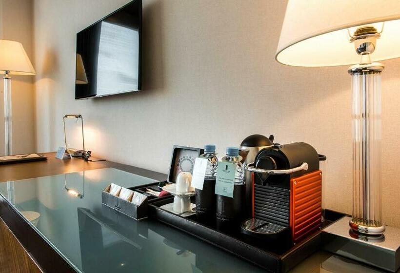 חדר דלוקס עם נוף, Kenzi Tower