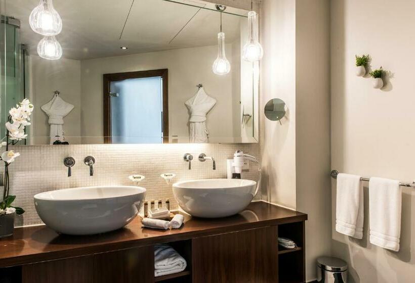 חדר סופריור יחיד, Kenzi Tower