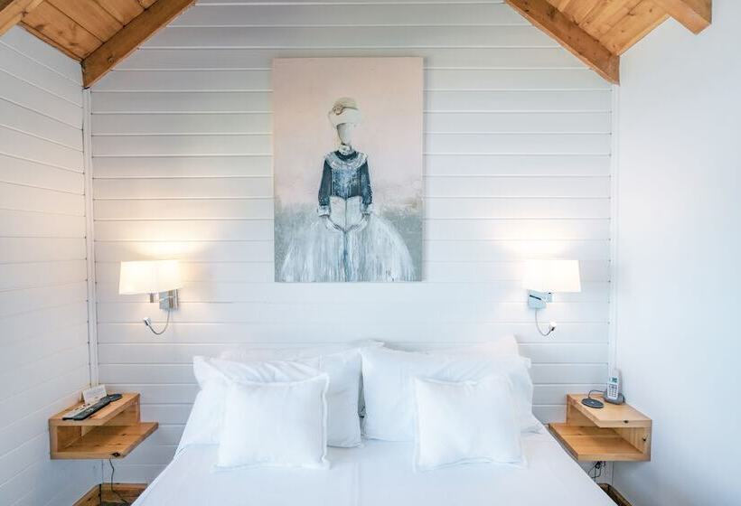 스탠다드 룸 호수 전망, Las Balsas Relais & Chateaux