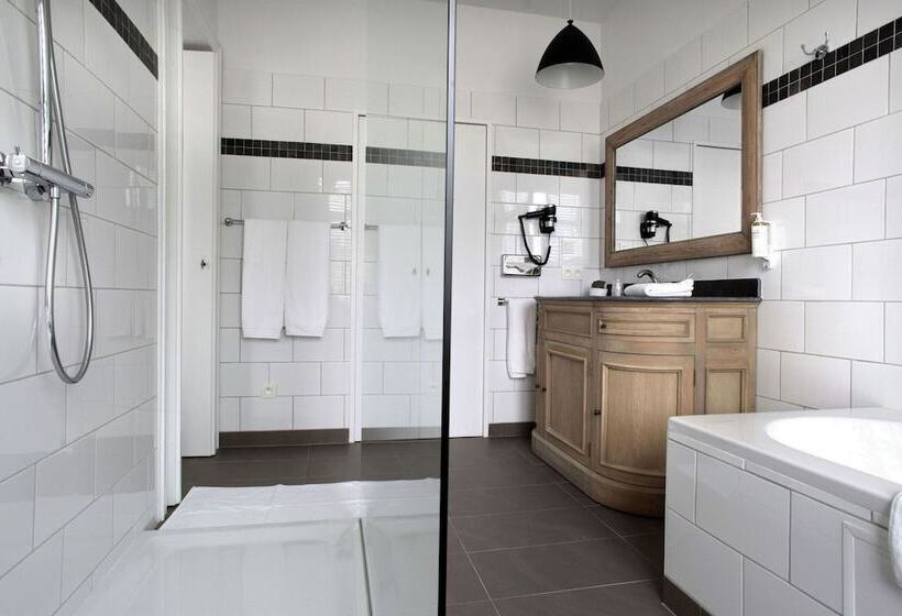 اتاق اجرایی, Made In Louise