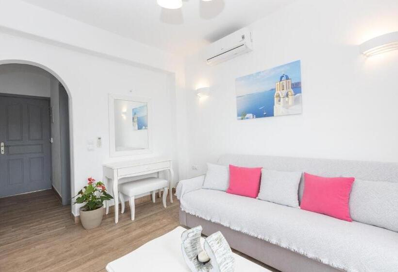 Suite, Hiraeth Santorini