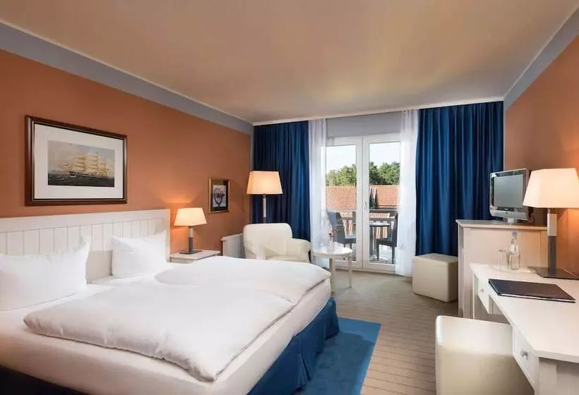 Superior room with lake view, Sunday Resort Hafendorf Rheinsberg