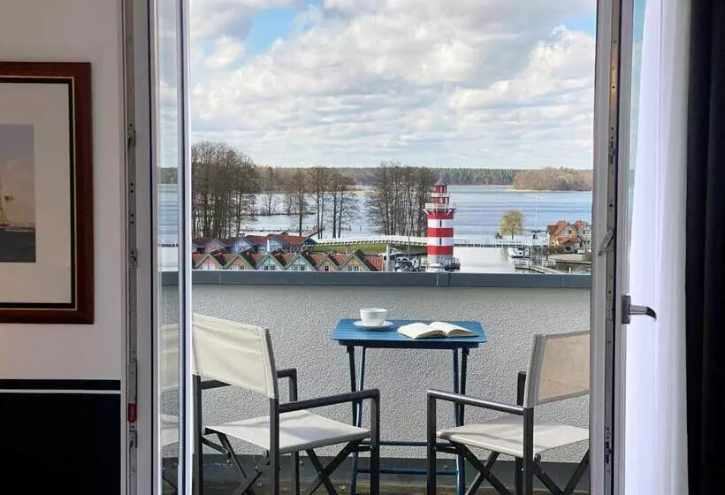 Suite with lake view, Sunday Resort Hafendorf Rheinsberg