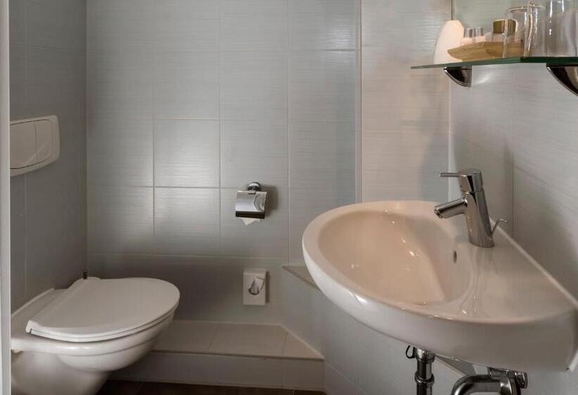 Люкс 2 Спальни, Precise Resort Hafendorf Rheinsberg
