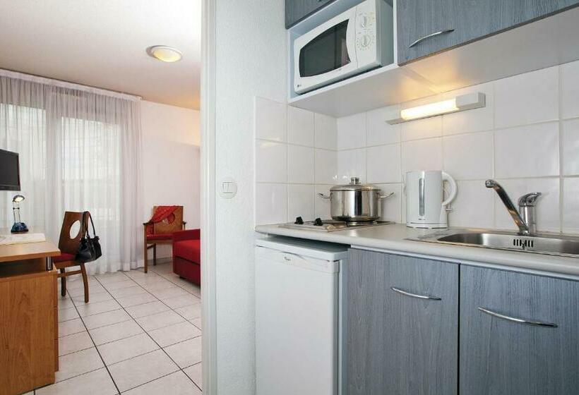 استودیوی استاندارد, Séjours & Affaires Lyon Park Lane