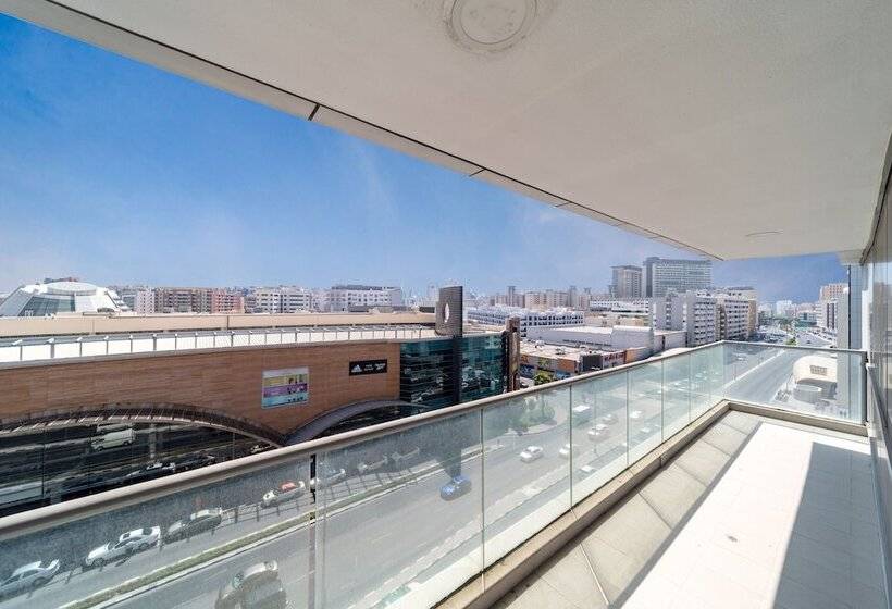سوییت خانوادگی, Star Metro Deira Hotel Apartments