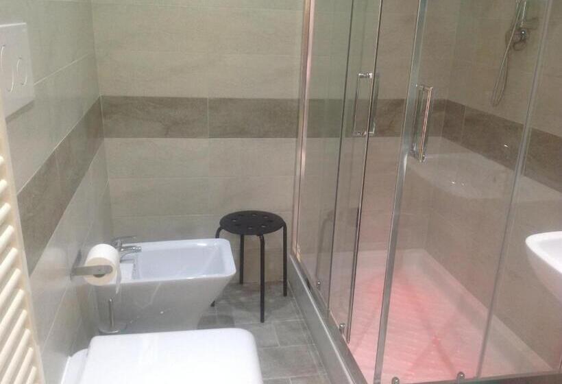 Comfort room with balcony, B&b La Ferrovia