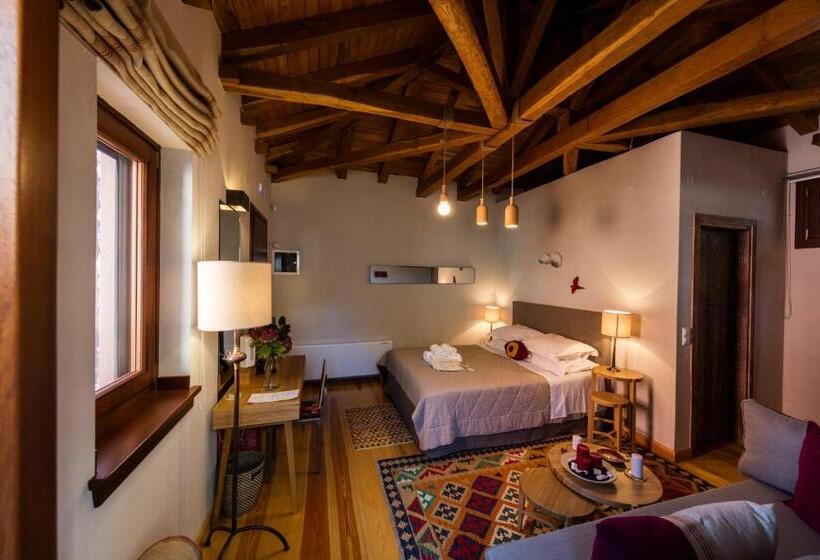 غرفة عائلية, Kalderimi Country House