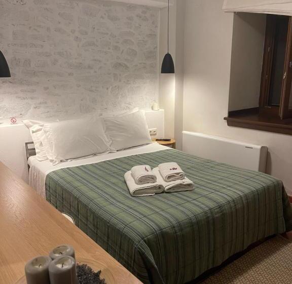 غرفة إقتصادية, Kalderimi Country House