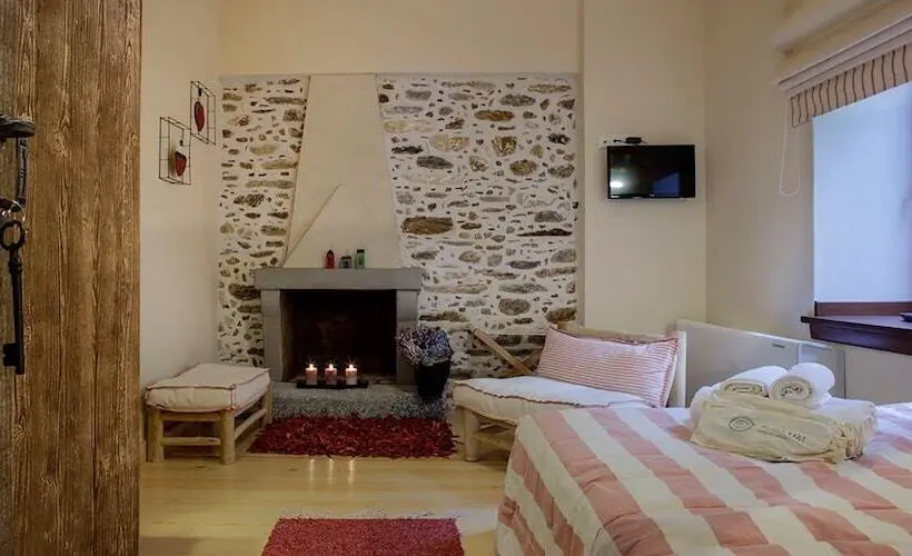 اتاق لوکس, Kalderimi Country House