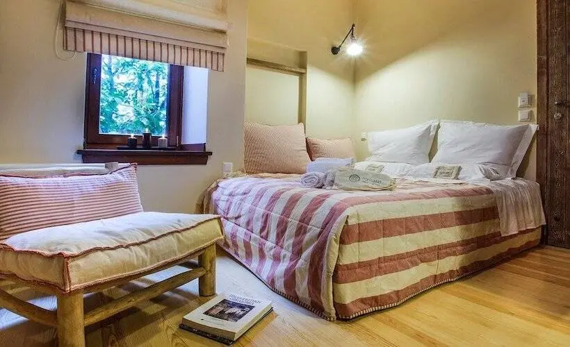 اتاق لوکس, Kalderimi Country House