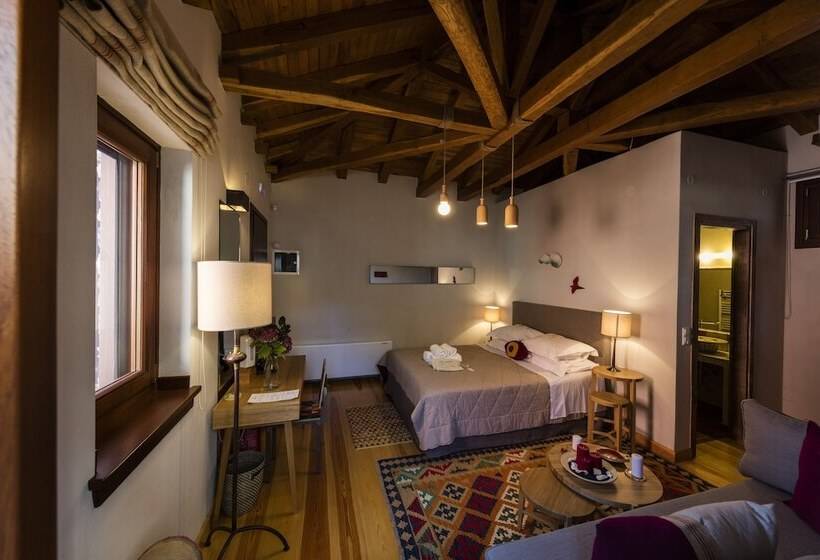 غرفة عائلية, Kalderimi Country House