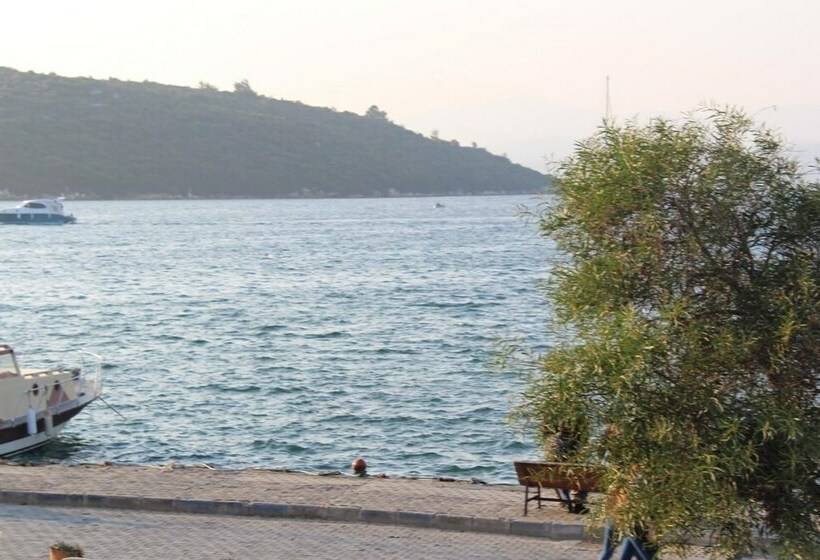 آپارتمان راحتی 1 خوابه, Silenos Boutique
