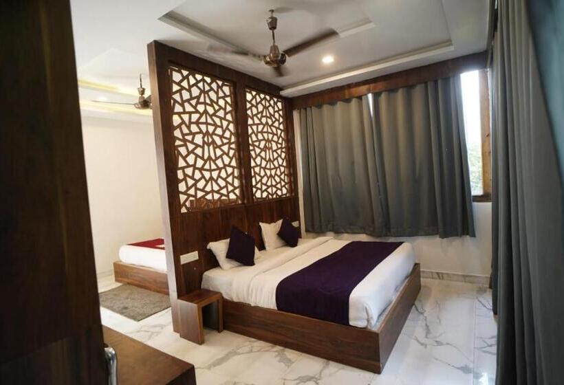 سوییت خانوادگی, Pacific Inn Resort Rishikesh