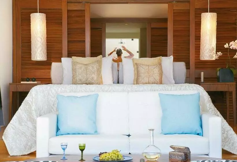 デラックスバンガロー, Amirandes, A Grecotel Resort To Live