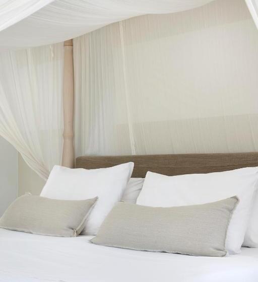 Полулюкс Одноместный с Террасой, Cascade Holiday Resort