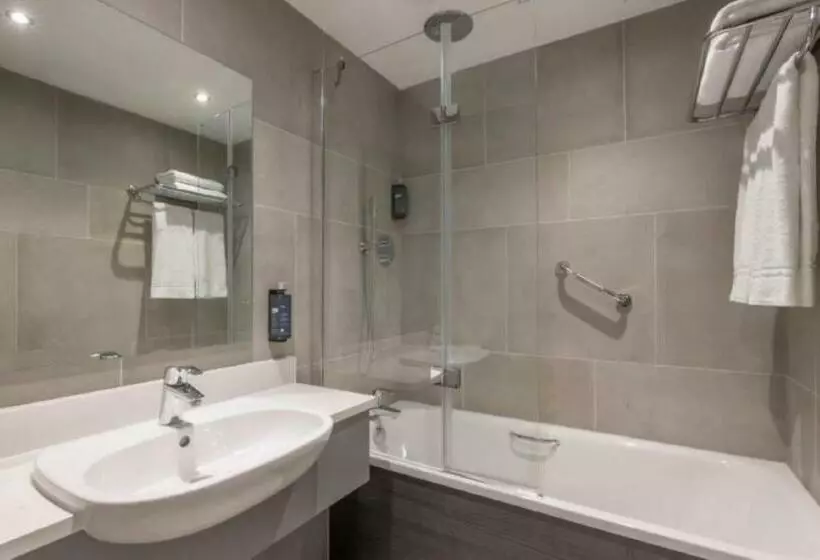 اتاق لوکس, Clayton Hotel Galway